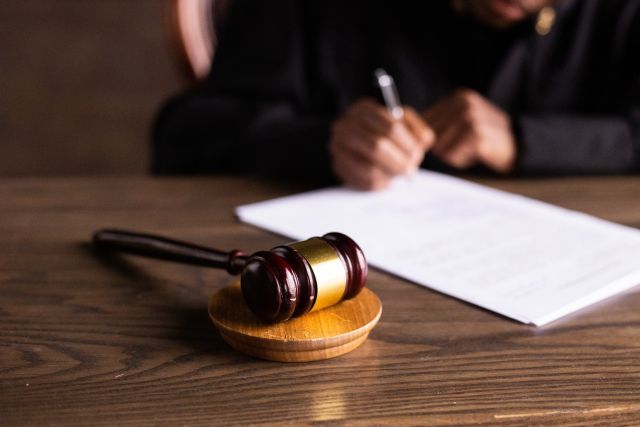 Contact An Attorney At The Fast Law Firm